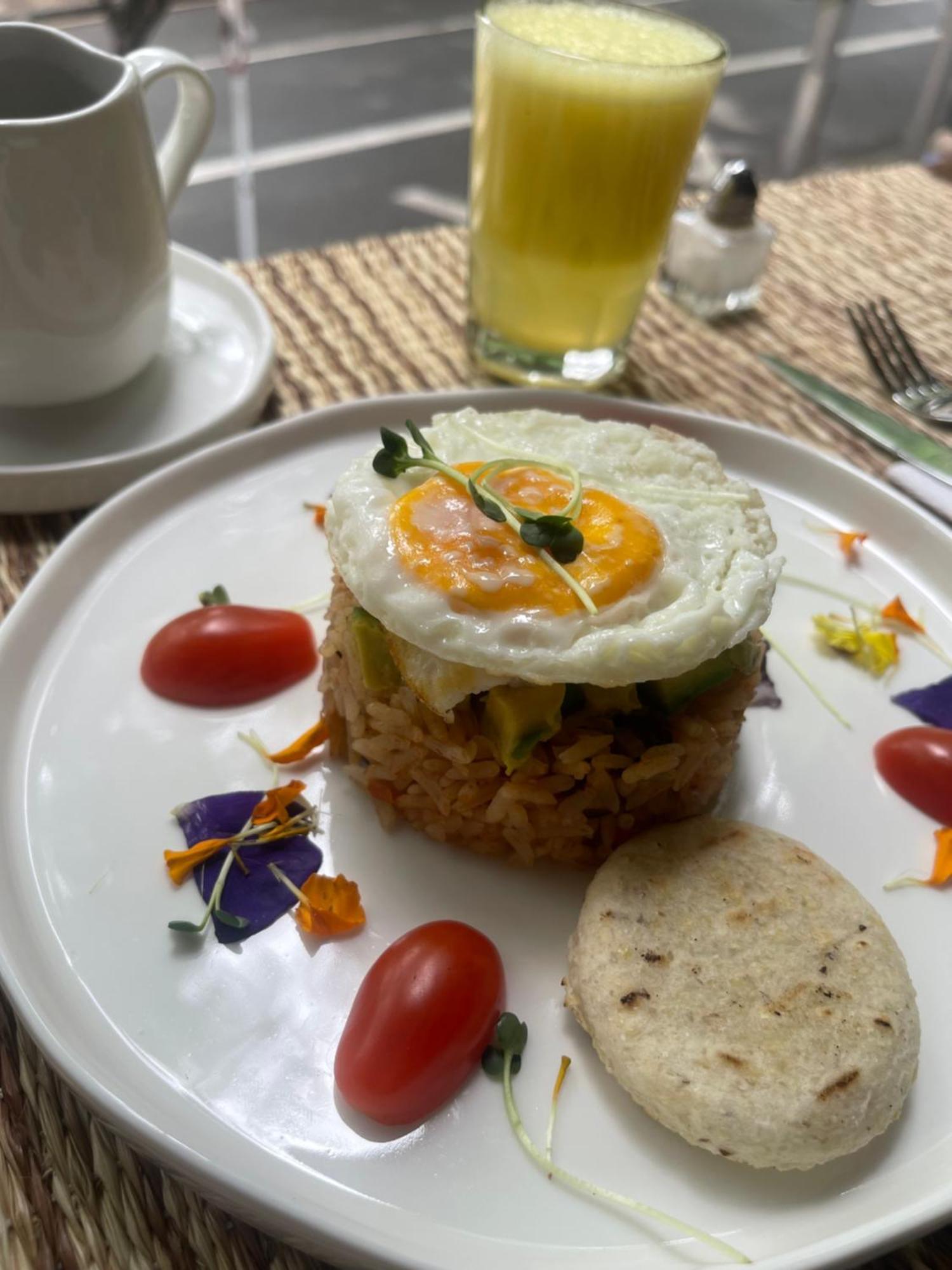 Moet Medellin Hotel 外观 照片